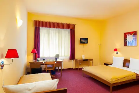 Hotel Cloister Inn in Praag — foto 7