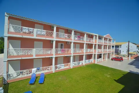 Angelina’s Hotel & Apartments in Σιδάρι — foto 28