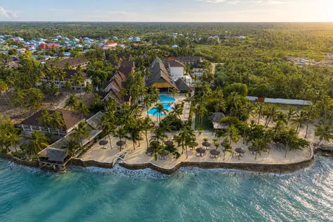 Jaz Amaluna Beach Resort in Uroa, foto 5