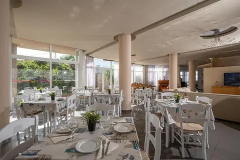 Creteco Hotel & Suites in Δημοτική Ενότητα Γουβών — foto 30
