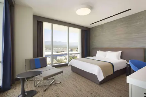 Ramada Hotel & Suites by Wyndham Izmir Kemalpasa in Konak, foto 19