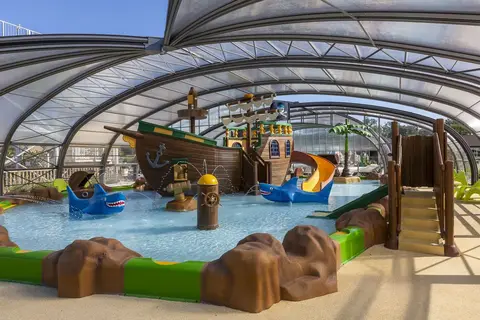 Les Alicourts Resort in Pierrefitte-sur-Sauldre — foto 4