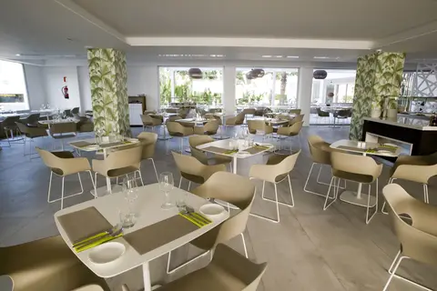Hotel Anfora Ibiza in Santa Eulària des Riu — foto 21