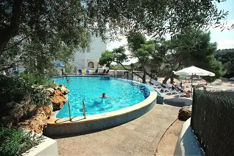 Petit Xuroy Apartments in Sant Lluís — foto 19
