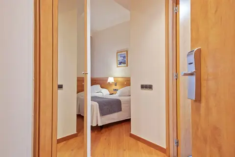 Hotel Acta Antibes in Barcelona — foto 27