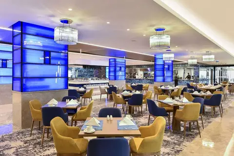 Crowne Plaza Istanbul Florya in Bakırköy — foto 5