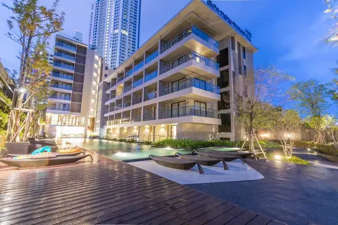 Golden Tulip Pattaya Beach Resort in พัทยา — foto 13