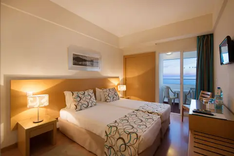 Dom José Beach Hotel in Quarteira — foto 12