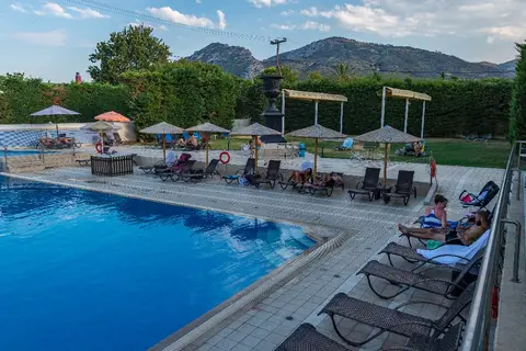 Dolphin Resort & Conference in Athene — foto 26
