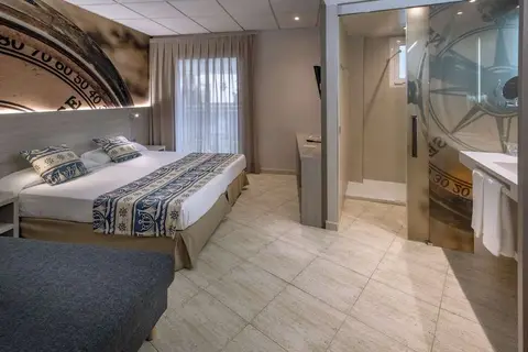Hotel GHT Maritim in Calella — foto 30