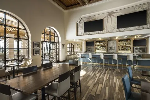Hilton Santa Barbara Beachfront Resort in Santa Barbara — foto 17