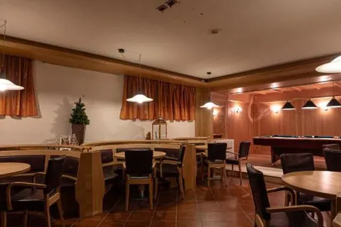 Hotel Engel in Canazei - Cianacei — foto 11