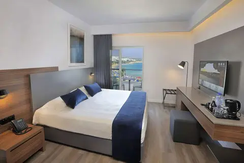 Okeanos Beach Hotel in Αγία Νάπα — foto 3