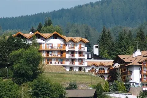La Roccia in Cavalese, foto 2