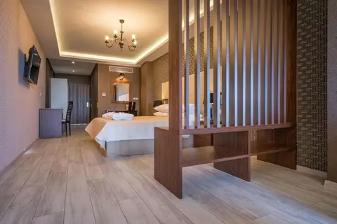 Elegance Luxury Executive Suites in Tragaki, foto 9