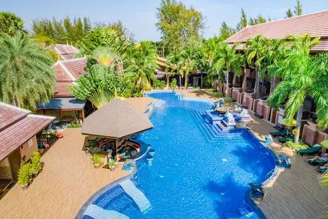 Princess Kamala Beachfront Hotel in ตำบลเชิงทะเล — foto 9