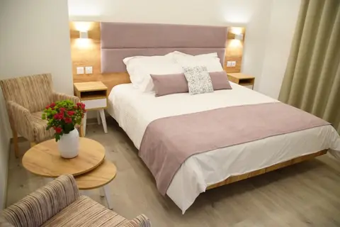 Hypnos Boutique Hotel in Ayios Dhometios, foto 28