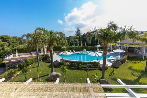 Hotel L Arcobaleno in Ricadi
