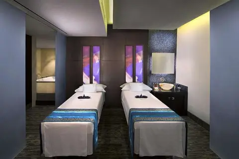 Sofitel Abu Dhabi Corniche in الدَّانَةْ — foto 21