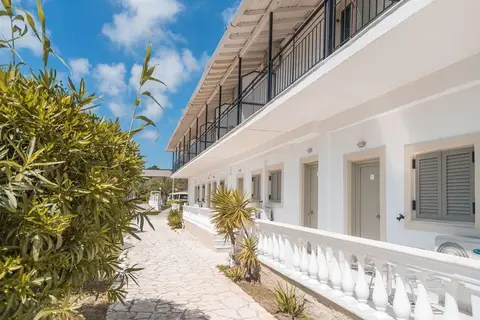 Seaside Resorts in Δημοτική Ενότητα Λευκιμμαίων — foto 2