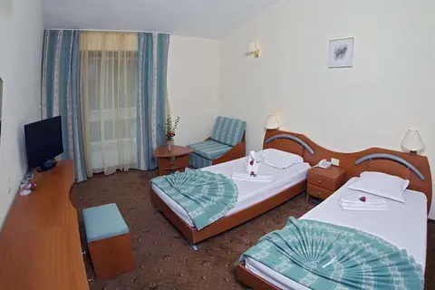Hotel Holiday Village in Флора — foto 5