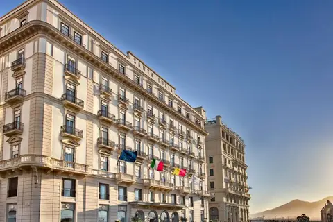 Grand Hotel Santa Lucia in Napels