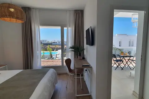 Serena Holiday Homes by LIVVO in Yaiza — foto 10