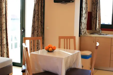 MariGianna Apartments in Δημοτική Ενότητα Χερσονήσου — foto 4