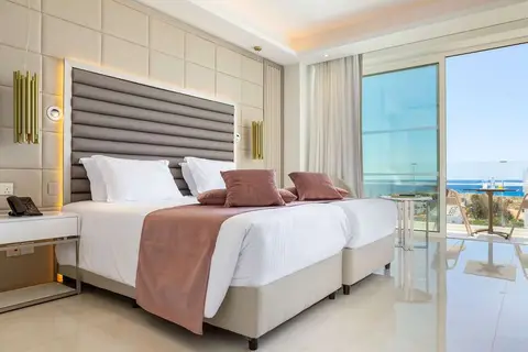 Chrysomare Beach Hotel and Resort in Αγία Νάπα — foto 4