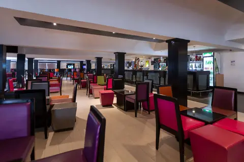 Samira Club in منارة الحمامات — foto 8
