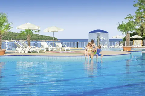 Lanterna Premium Camping Resort by Happy Camp in Tar Vabriga — foto 3