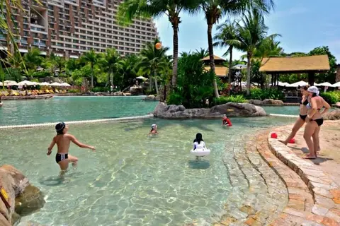 Centara Grand Mirage Beach Resort Pattaya in Pattaya, foto 12