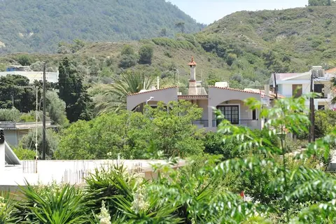 Maritime Hotel Apartments in Κρεμαστή — foto 20