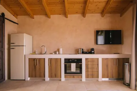 Mani Luxury Suites in Δημοτική Ενότητα Γυθείου — foto 3