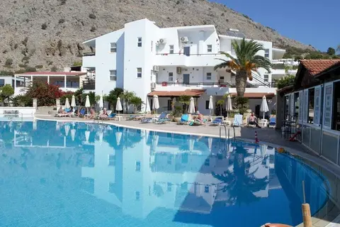 Coliseum Studios & Apartments in Πεύκοι