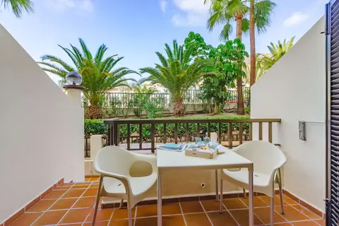 Klayman Olivina Aparthotel in Arona — foto 7