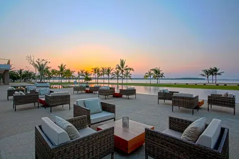 Amaya Beach in Pasikudah — foto 16