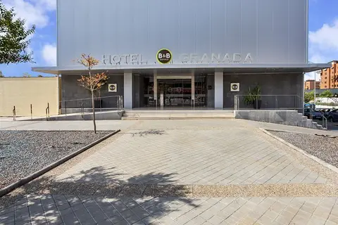 B&B HOTEL Granada Estación in Granada, foto 3
