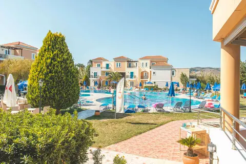 Chrispy Waterpark Resort in Kolymbari — foto 24