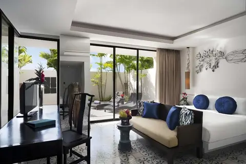 Outrigger Surin Beach Resort in ตำบลเชิงทะเล — foto 22