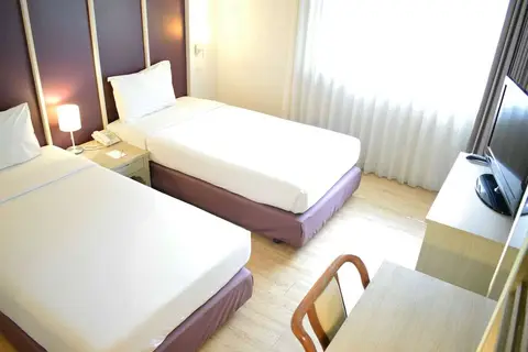 Trang Hotel Bangkok in Bangkok — foto 14