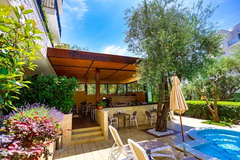 Hotel Harmony by Aycon in Petrovac na Moru — foto 27