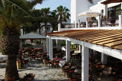 Hotel Palladium in Μαρμάρι — foto 27