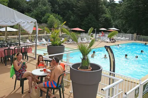 Camping Paradis Coiroux in Aubazines — foto 6