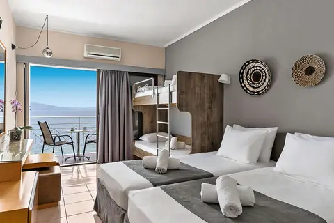 Calamos Beach Hotel in Άγιοι Απόστολοι — foto 21