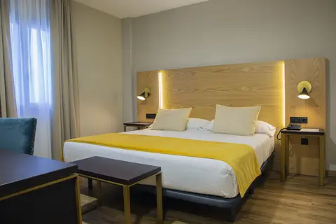 Hotel Zentral Mayoral in Toledo — foto 25