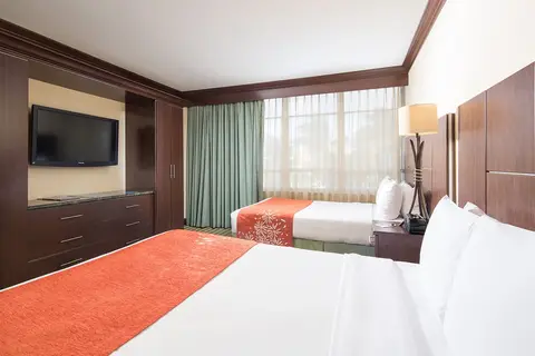 Newport Beachside Resort in Sunny Isles Beach — foto 27