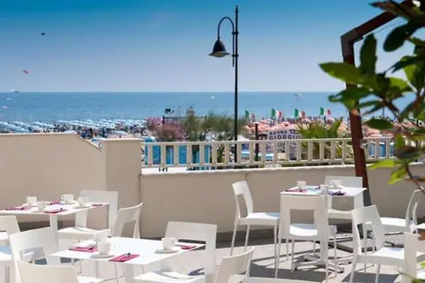 Yes Hotel Touring in Rimini, foto 23