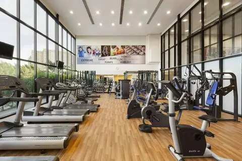 Ramada Hotel & Suites by Wyndham Ajman in عجمان — foto 8