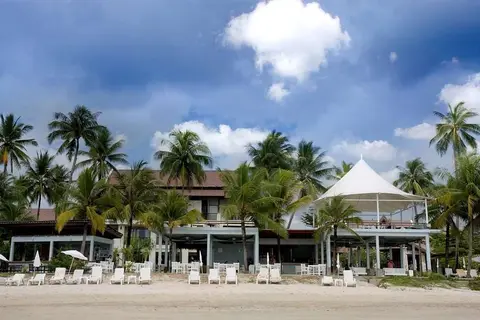Apsara Beachfront Resort & Villa in คึกคัก — foto 27